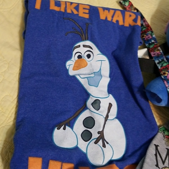 Calling all disney freaks - Picture 2 of 4